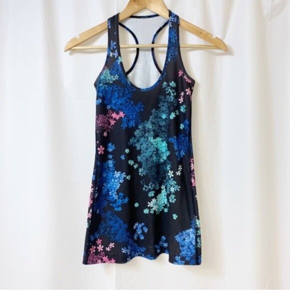 Lululemon Cool Racerback Floral "Petal Pop" Size 2? - Picture 1 of 7